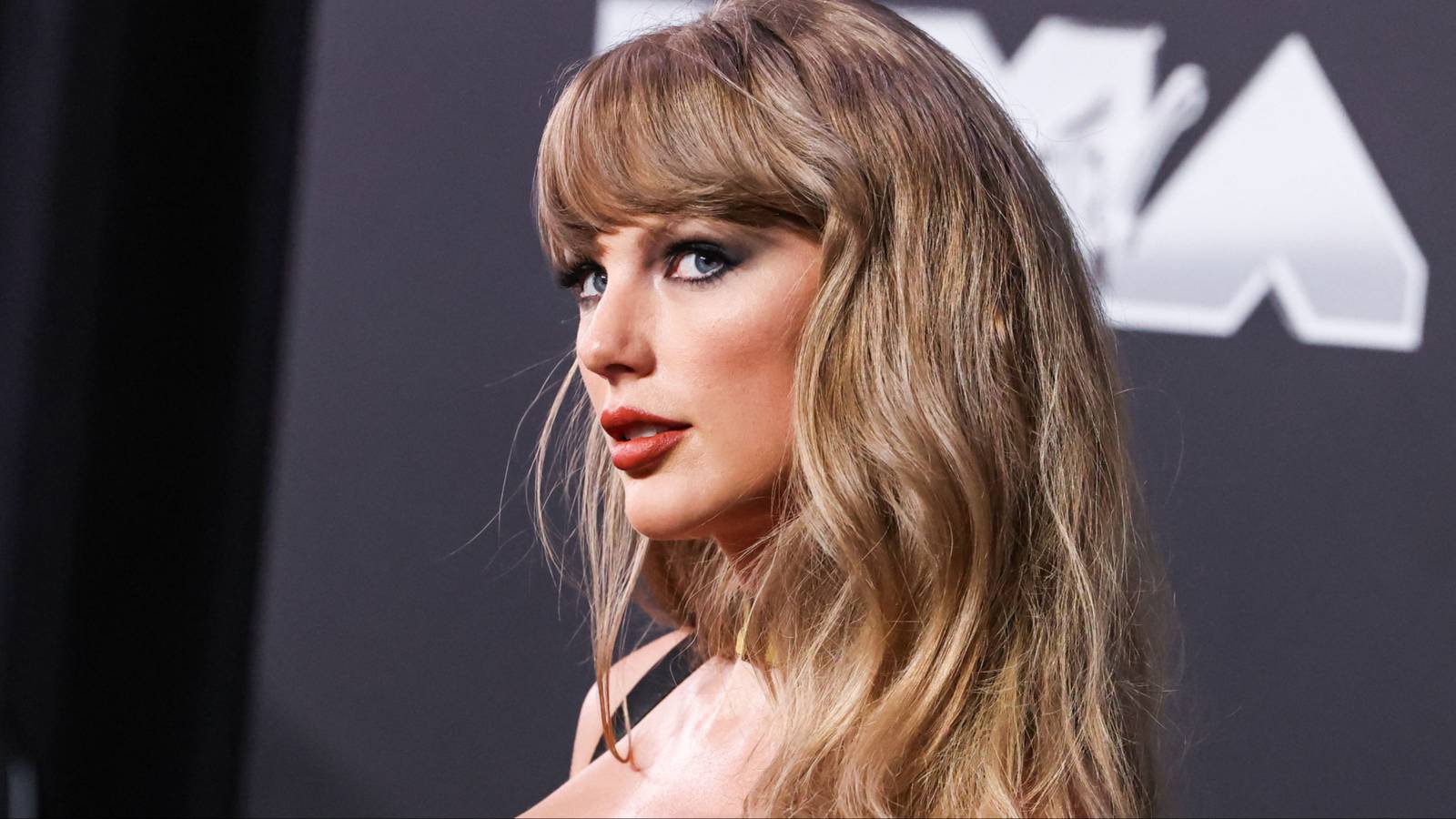 Taylor Swift at the MTV Video Music Awards in 2024
