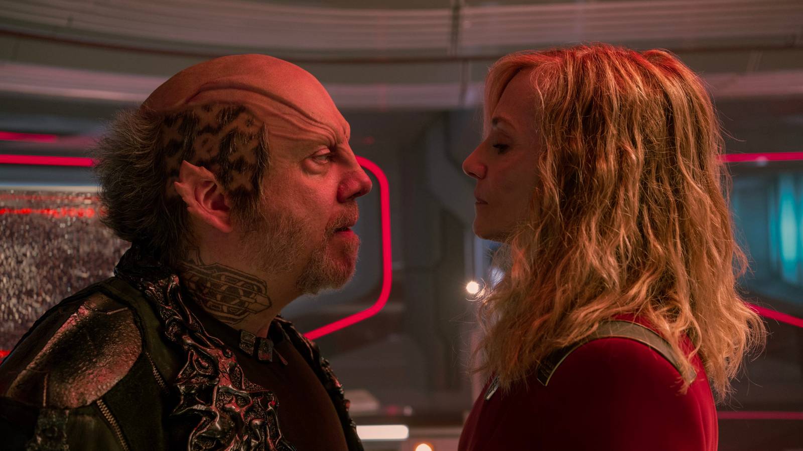 STAR TREK: STARFLEET ACADEMY, from left: Paul Giamatti, Holly Hunter, ‘Kids These Days', (Seaso...